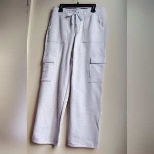 NWT  CALVIN KLEIN   JOGGERS